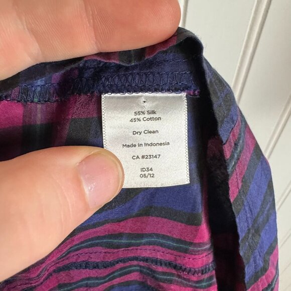 Talbots plaid faux wrap silk blend long sleeve top size 4 petite G45 - Picture 8 of 8